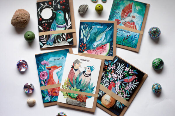 kartki na różne okazje z botanicznymi wzorami i ptakami