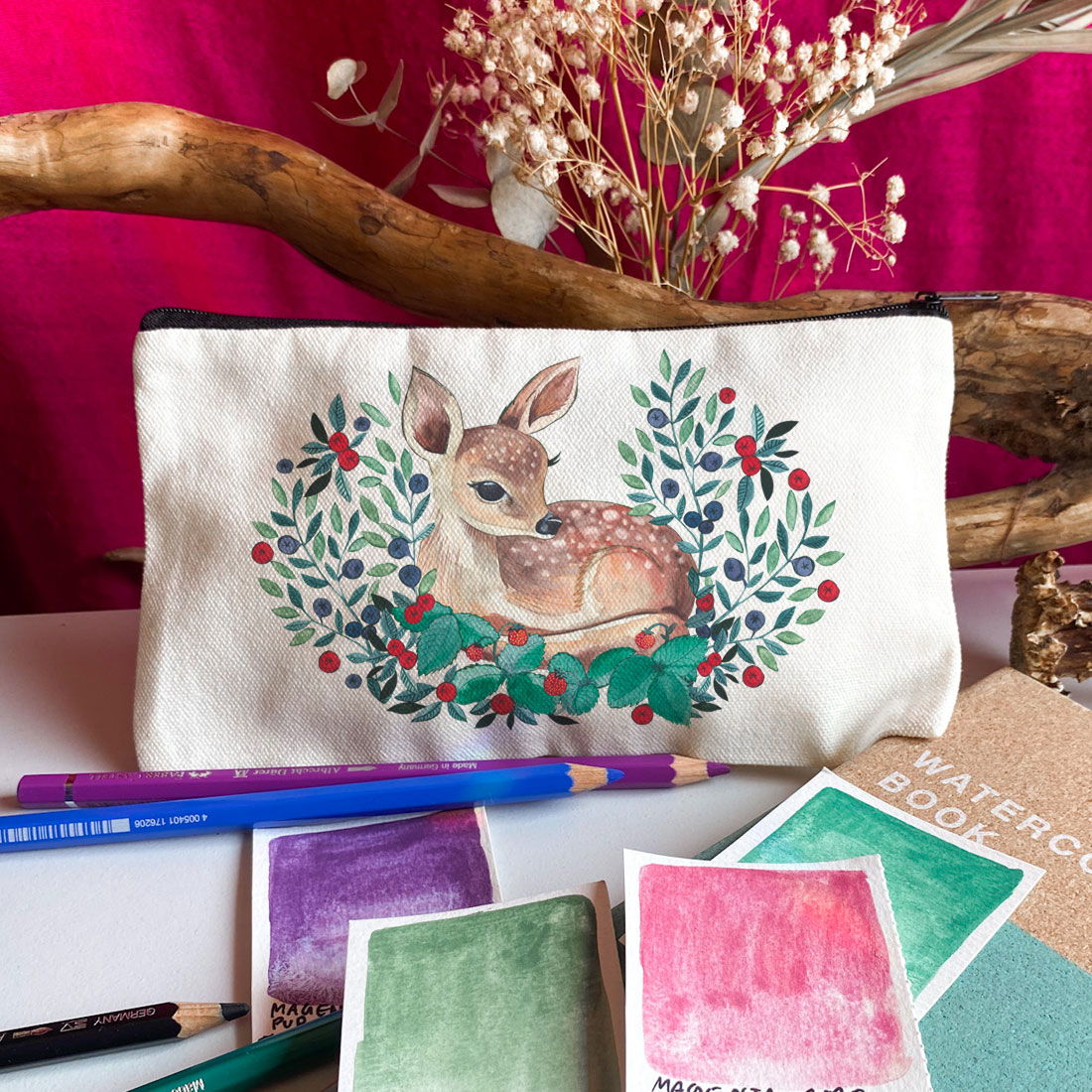 saszetka na kredki, kosmetyki z jelonkiem