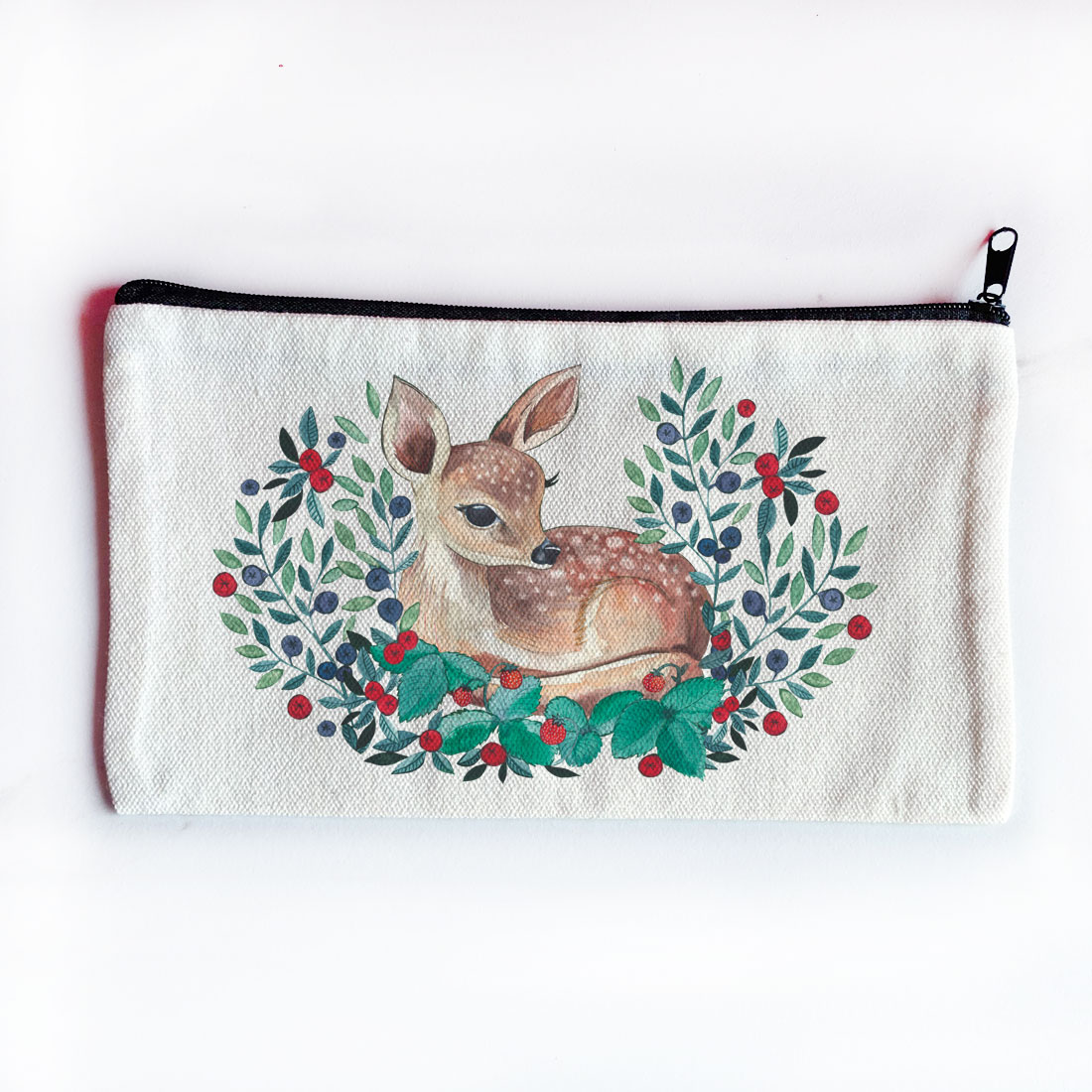 kosmetyczka z jelonkiem, saszetka na kredki
