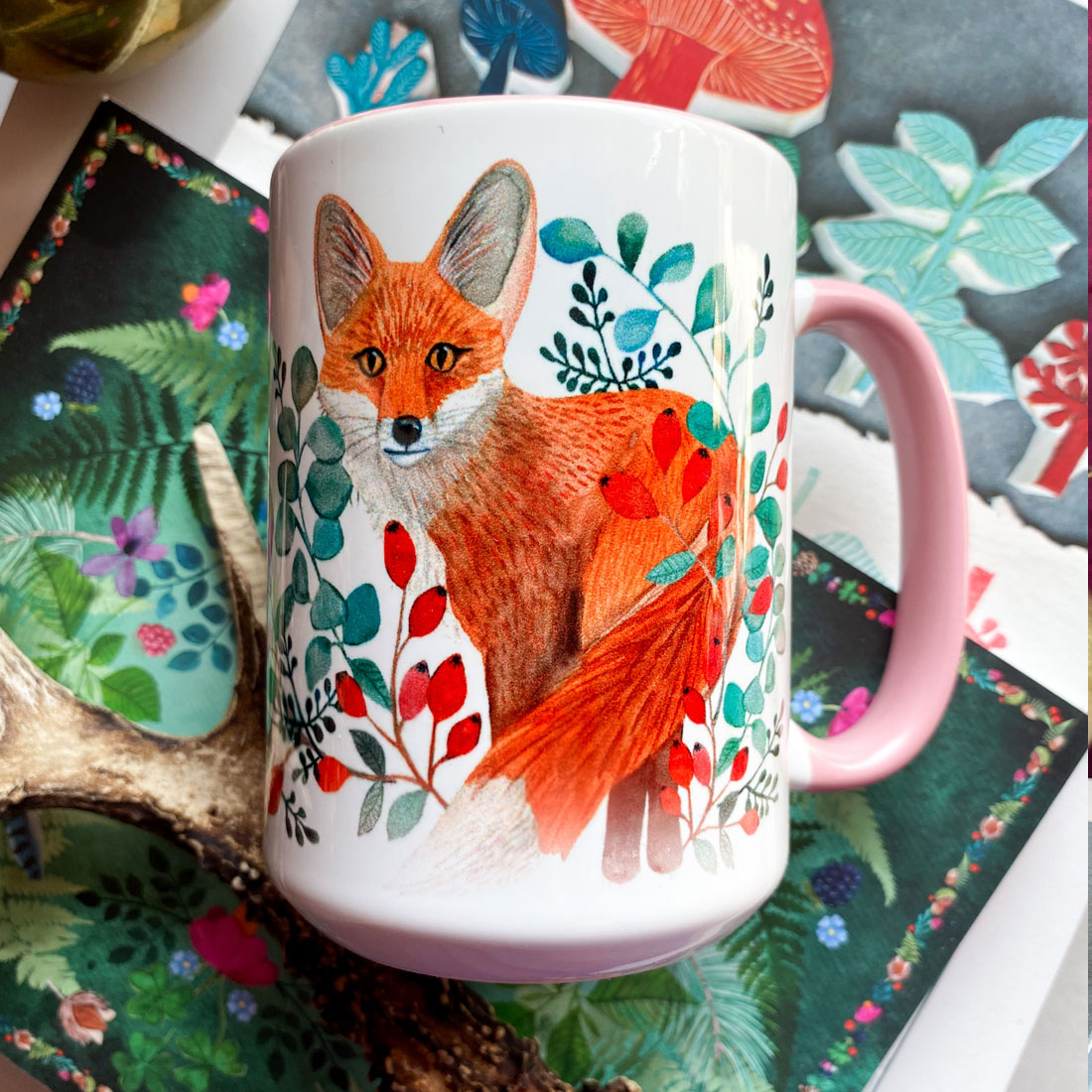 wild-fox-lis-kubek-450ml-lesne-zwierze-prezent-pod-choinke kubek z lisem i dziką różą, 450ml