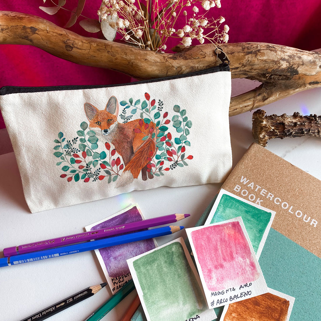 saszetka z lisem na przybory artystyczne