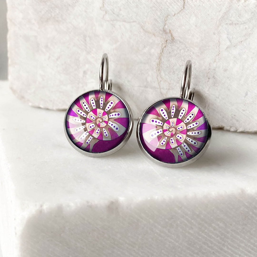 kolczyki z różową muszelką z kolekcji Morski Świat