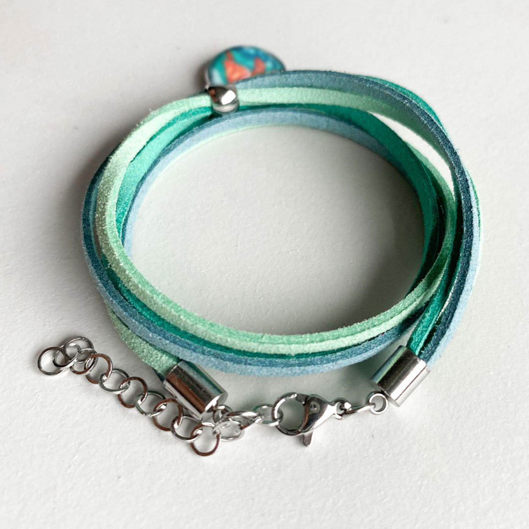 turtle-zolw-mietowa-podwojnie-zawijana-bransoletka-z-rzemieni miętowa bransoletka z żółwiem morskim